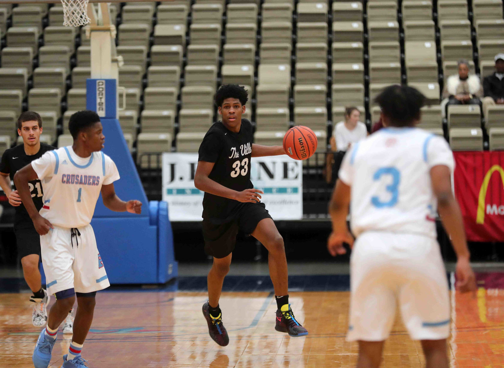 Pleasantville vs Father Judge in a Boardwalk Basketball Classic